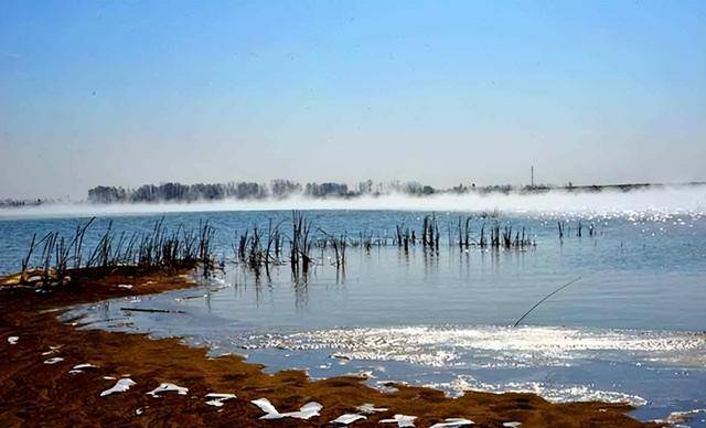 中国荒漠中挖出亚洲最大水库 成瀚海明珠