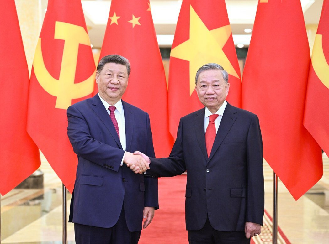 越共总书记苏林7日当选出任国家主席,中共总书记习近平当日致电表示祝贺。图为202... 越共总书记苏林7日当选出任国家主席,中共总书记习近平当日致电表示祝贺。图为202...