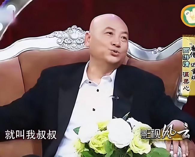 迟重瑞陈丽华全家福曝光，4个儿女都很优秀