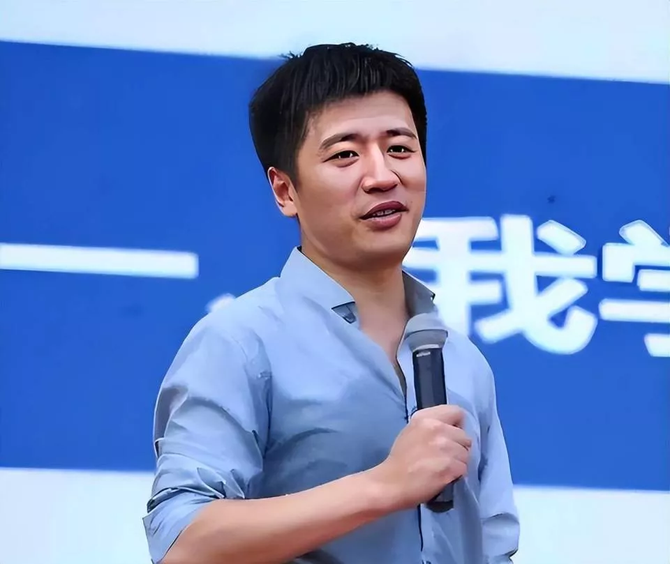 张雪峰的一段爆料，撕开了娱乐圈最真实的一面