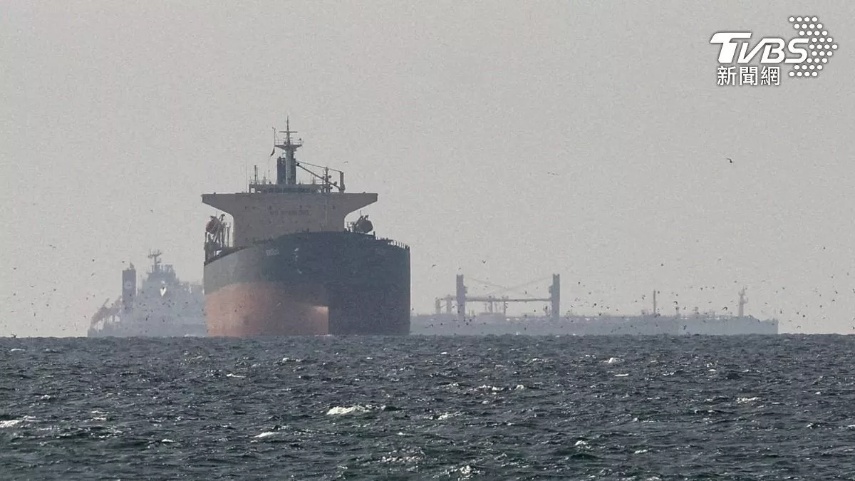 曝荷姆兹海峡难以重启 伊朗和美国都没办法