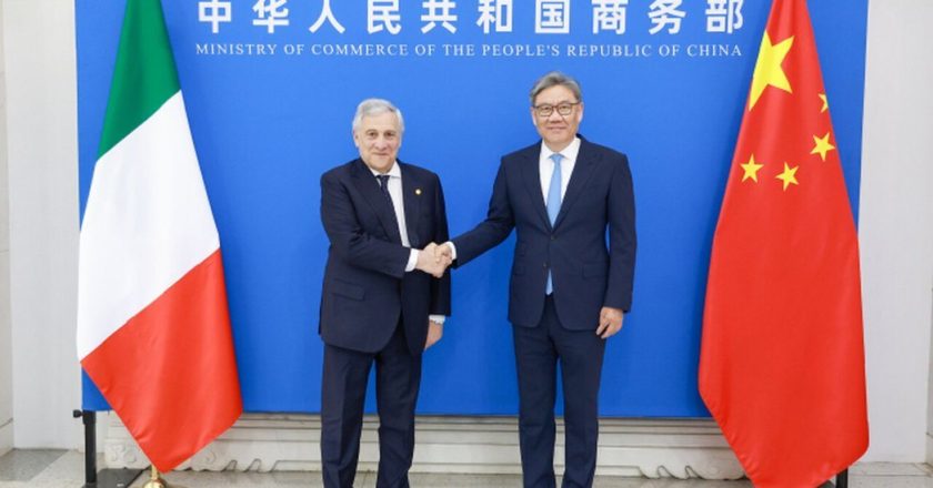 聚焦服务贸易⋯陆商务部长会义副总理：愿扩大电商合作