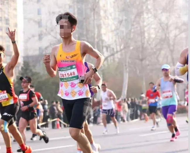 男子替跑获女子组冠军,安阳马拉松通报