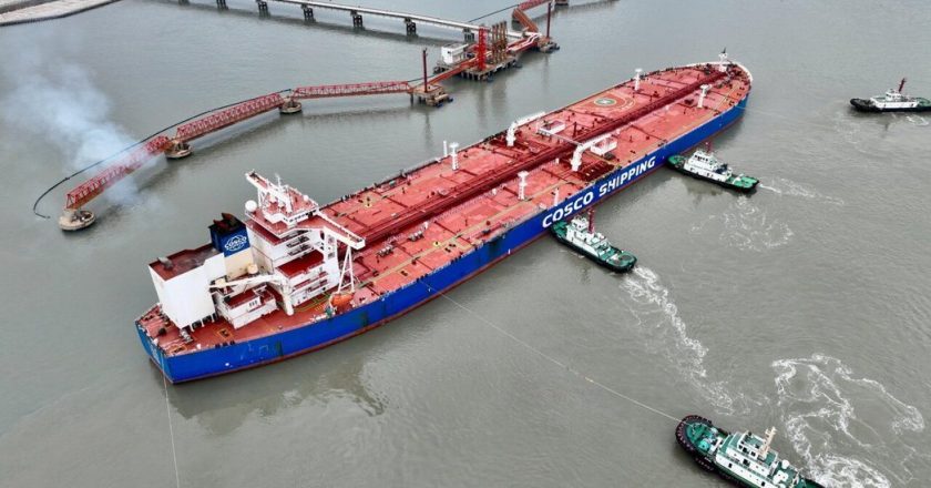 荷莫兹海峡关闭冲击 陆3月自中东进口原油大减25%