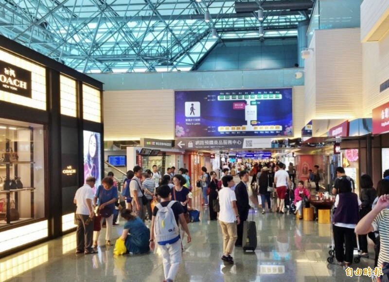 出國旅遊不想成扒手肥羊!專家表示,錢絕對不可放在這4個地方。(資料照)