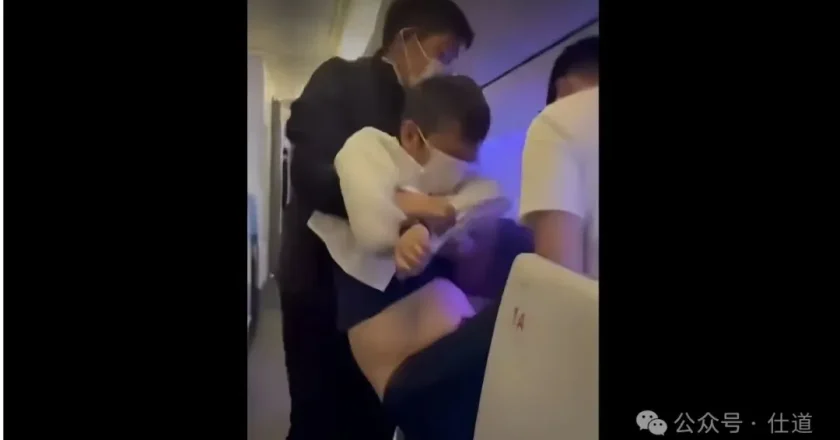 烂醉如泥的赵总