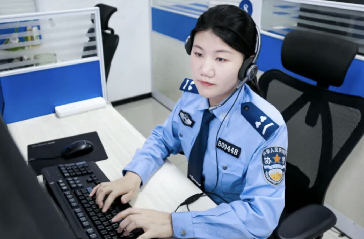▲湖南22岁男子打110哭诉欲轻生，接线警察暖心6分钟对话接住对方。 （图/翻摄株洲公安）