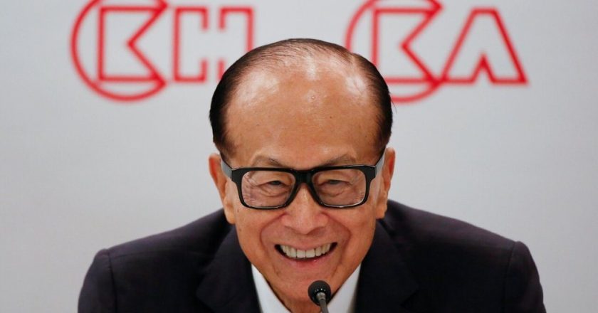 彭博:招商局集团洽加入买方财团 参与长和港口出售谈判
