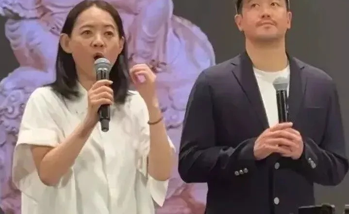 53岁曾宝仪近况曝光!与男友同居20年不婚不育