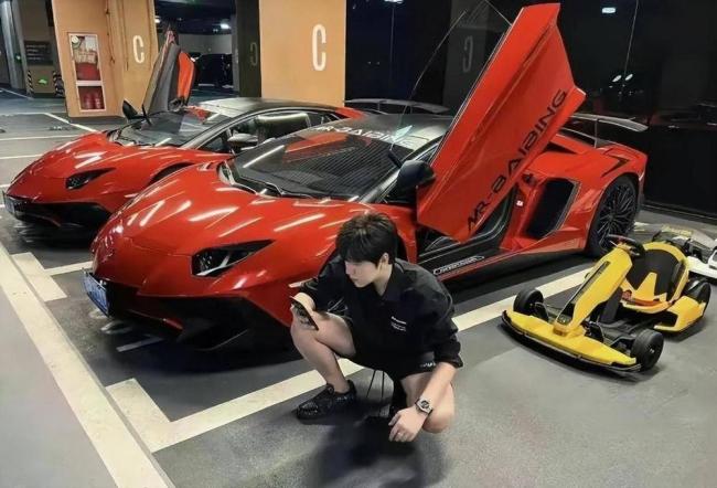 从发廊小哥到顶级富豪，中国网红炫富惹议