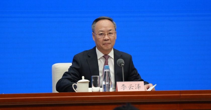 大陆金监总局官网删局长李云泽名 路透:他已被降职