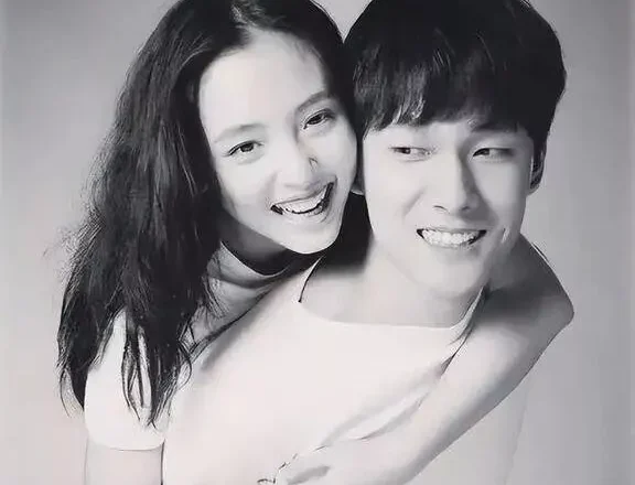 33岁吴倩近况曝光！如今还单身与女儿相依为命