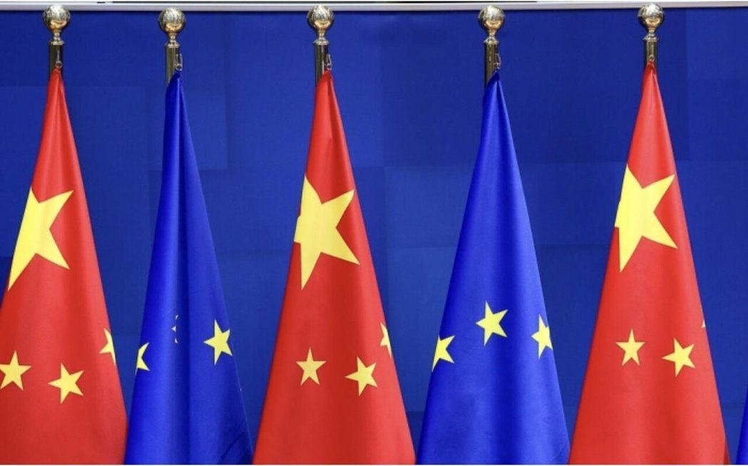 大陆驻西班牙外交官表示,北京对欧洲限制中国投资的计划「非常失望」,并警告称这类措... 大陆驻西班牙外交官表示,北京对欧洲限制中国投资的计划「非常失望」,并警告称这类措...