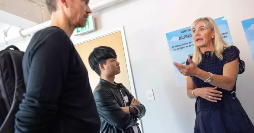 AI说你作弊就是作弊 还让不让说理？家长告上联邦法院