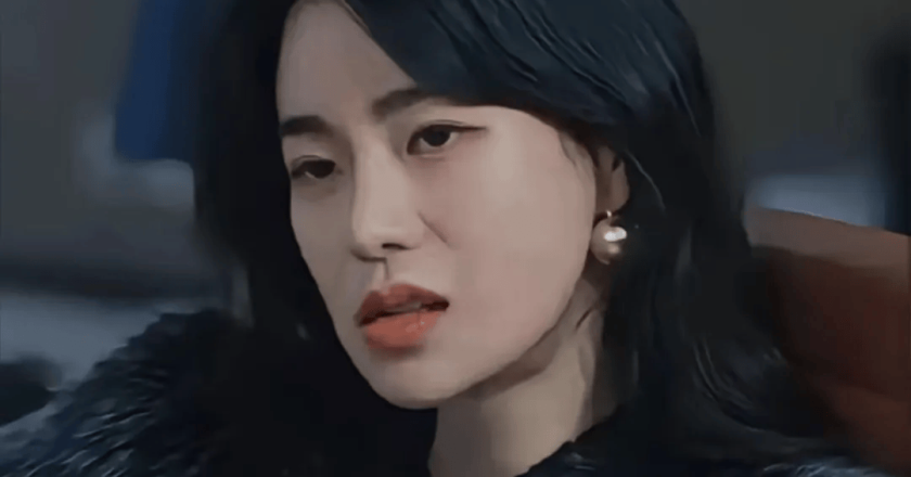 笑疯！这个疯批女人又杀回来了！