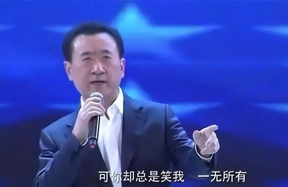 白天太阳能、晚间用电池 加州电网重塑意味着什么？