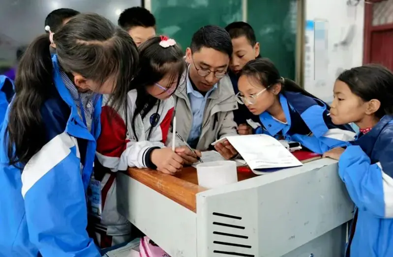 曾因论文致谢刷屏的凉山学子考上选调生回家乡