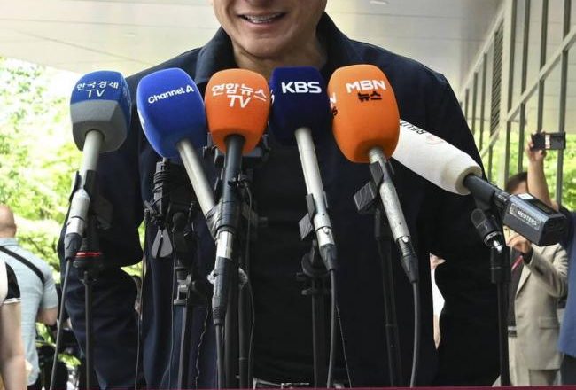 黄仁勋下一步不是芯片?“这些飙股”泄新野心