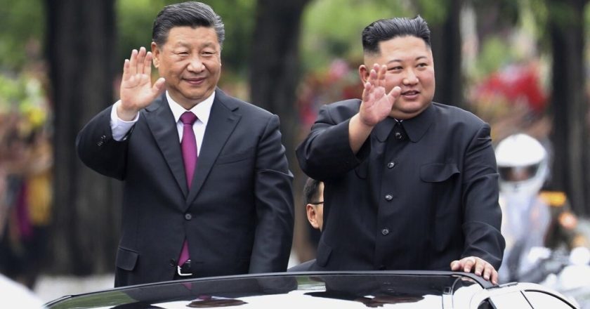 不是只会后空翻！具身智慧机器人求实用 河南探索应用场景
