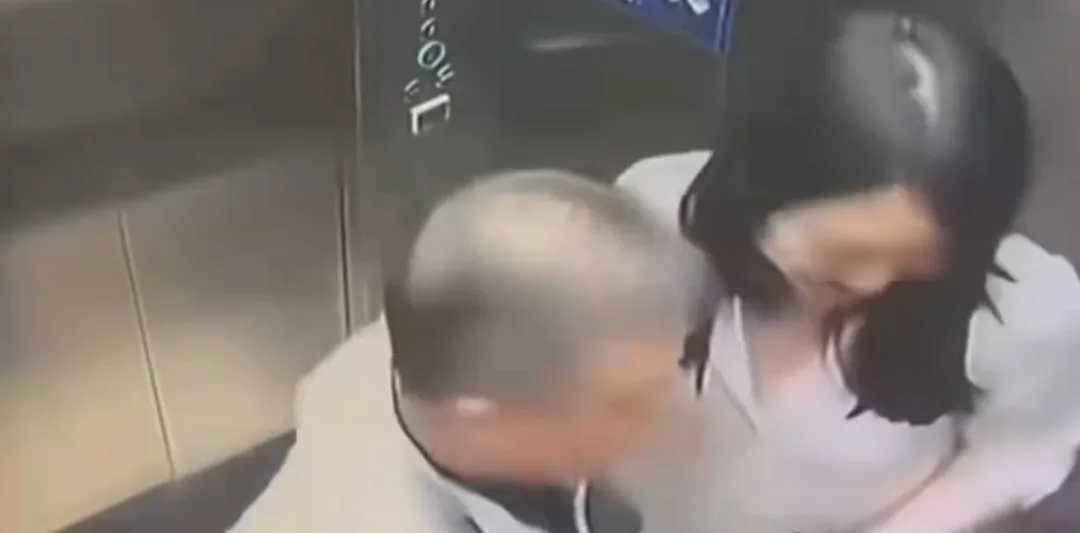 女网红曝光3000亿董事长 原配的反击杀疯了