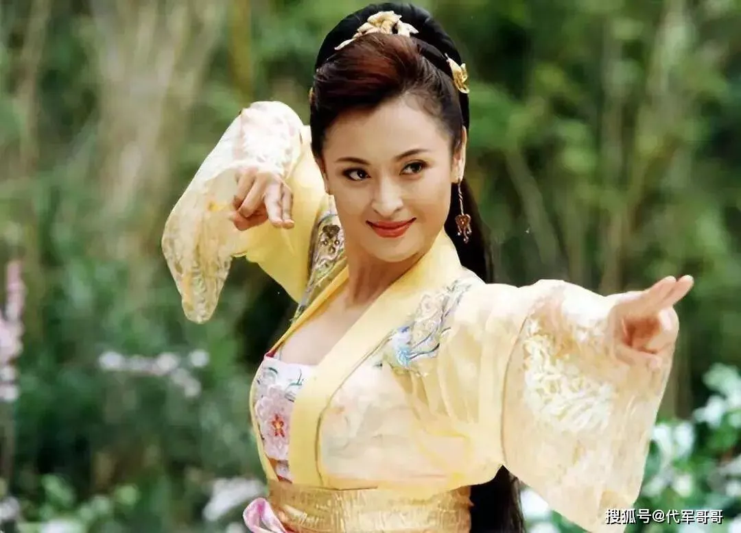 56岁王璐瑶近况曝光!嫁给地产商生下一女