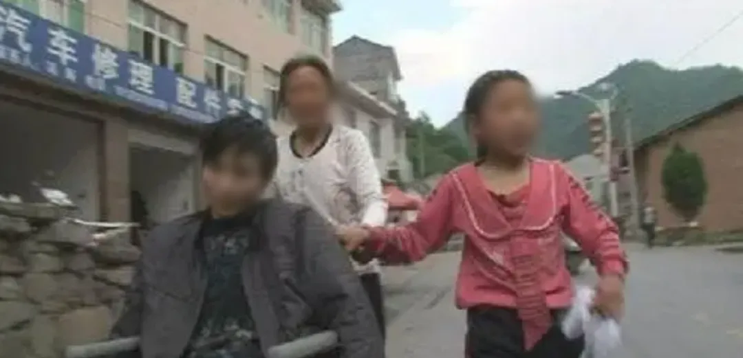 天才少女翻车冲上热搜 暴富是穷人孩子的毒药 天才少女翻车冲上热搜 暴富是穷人孩子的毒药