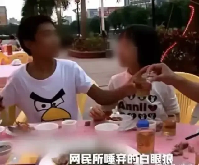 天才少女翻车冲上热搜 暴富是穷人孩子的毒药 天才少女翻车冲上热搜 暴富是穷人孩子的毒药