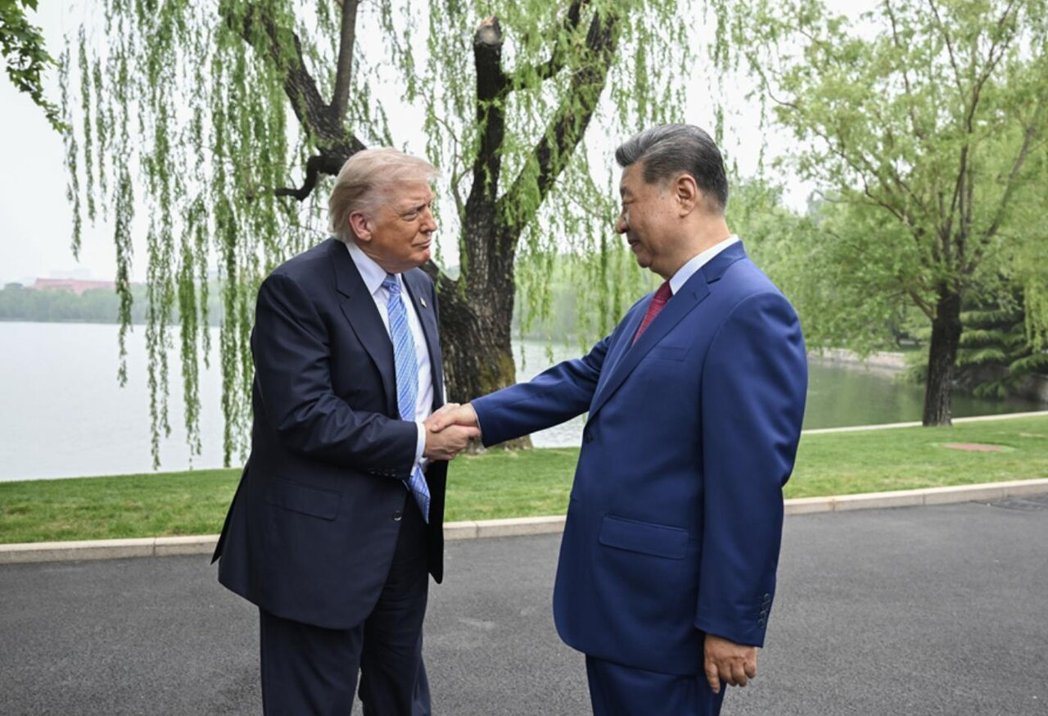 5月15日上午,大陆国家主席习近平在中南海与美国总统川普举行小范围会晤。(新华社... 5月15日上午,大陆国家主席习近平在中南海与美国总统川普举行小范围会晤。(新华社...