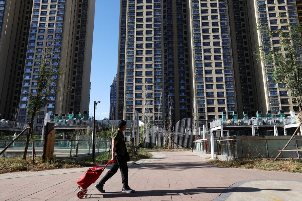 大陆国家统计局16日发布最新数据显示,5月70个大中城市商品住宅销售价格年降幅总... 大陆国家统计局16日发布最新数据显示,5月70个大中城市商品住宅销售价格年降幅总...