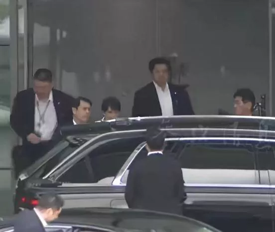 高市早苗换新车被批浪费纳税人的钱