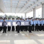 30岁女副所长施救欲跳楼群众牺牲 轻生群众获救