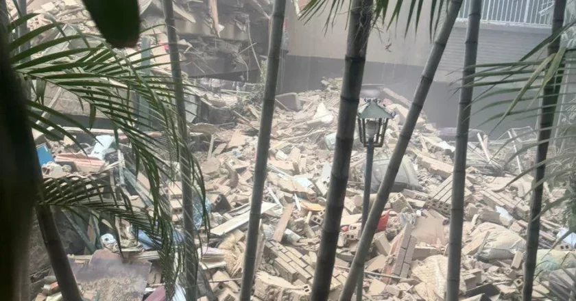 顶着余震参与救援,在委华人:不同国籍的人都在互助