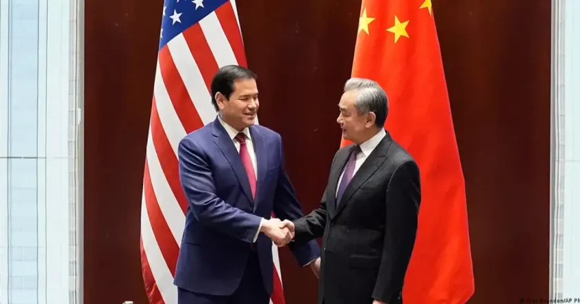 王毅敦促卢比奥处理涉台事务“慎之又慎”