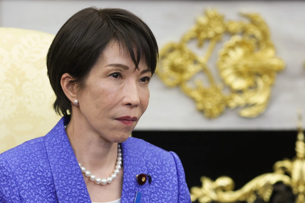 要理解高市政府当前政策规划,必须回溯日本过去数十年的政策演进,并厘清其所面临的结构性压力。 (资料照片/法新社)