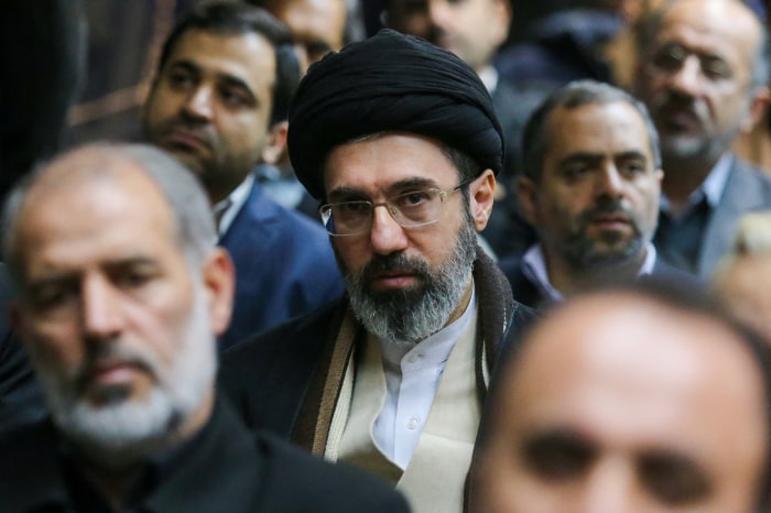 2016年,伊朗已故最高领袖哈梅内伊的次子穆杰塔巴·哈梅内伊出席在德黑兰举行的一场会议。