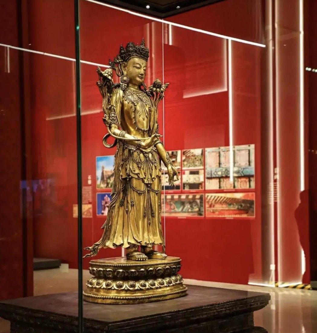 永乐款鎏金铜观音菩萨像。中国工艺美术馆网站 永乐款鎏金铜观音菩萨像。中国工艺美术馆网站