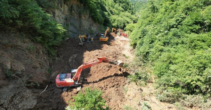 甘肃土石流21人遇难 事发地无雨且非地质灾害点