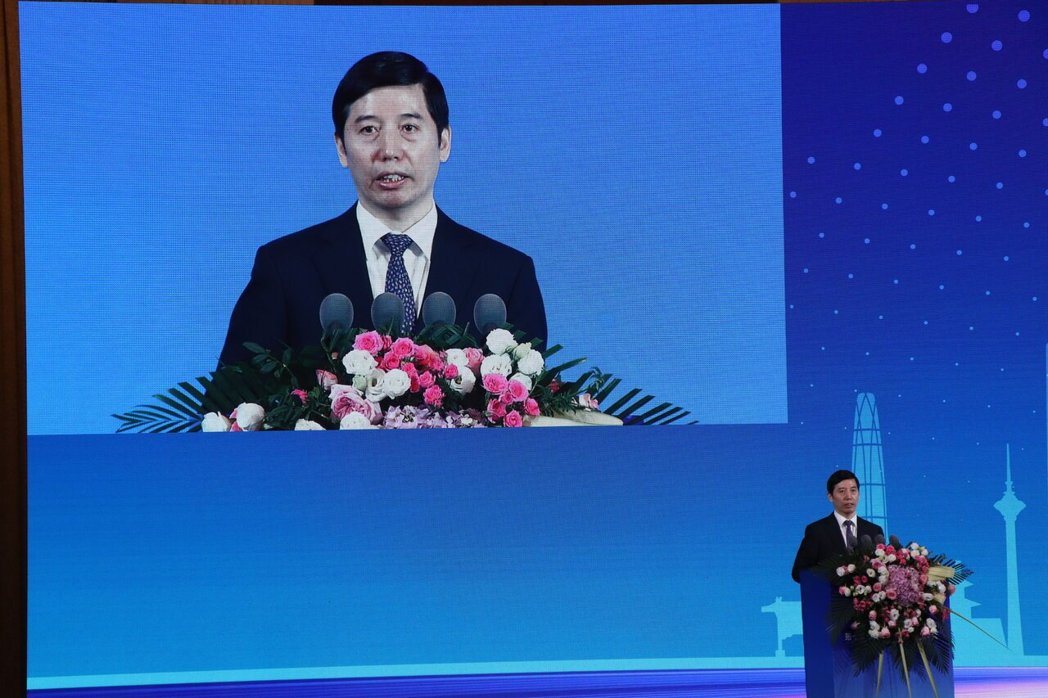大陆国台办副主任彭庆恩8日上午在津台会开幕式上致词表示,大陆将继续推动对台「十项... 大陆国台办副主任彭庆恩8日上午在津台会开幕式上致词表示,大陆将继续推动对台「十项...