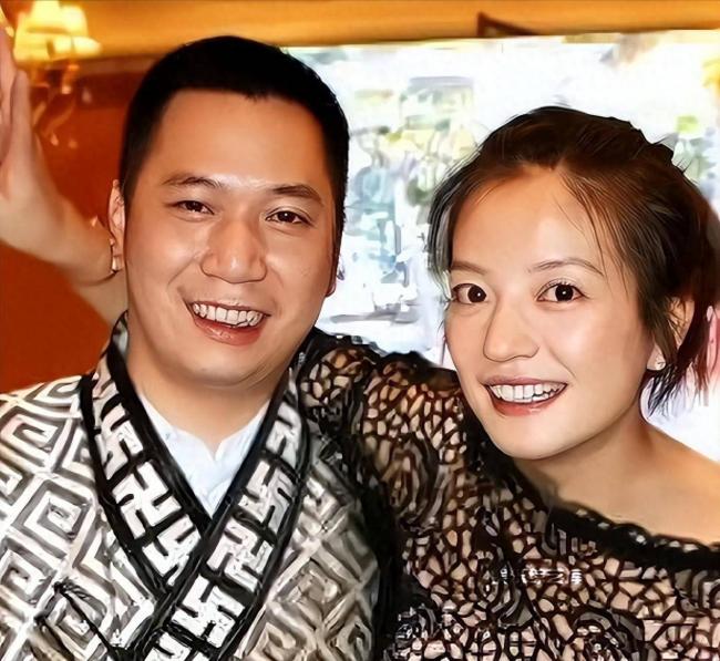 黄有龙:与赵薇结婚当生意 离异后两人仍联系 黄有龙:与赵薇结婚当生意 离异后两人仍联系