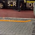 女子疑被当街掳走视频疯传！暴力塞入出租车挣扎尖叫 司机做法极心寒