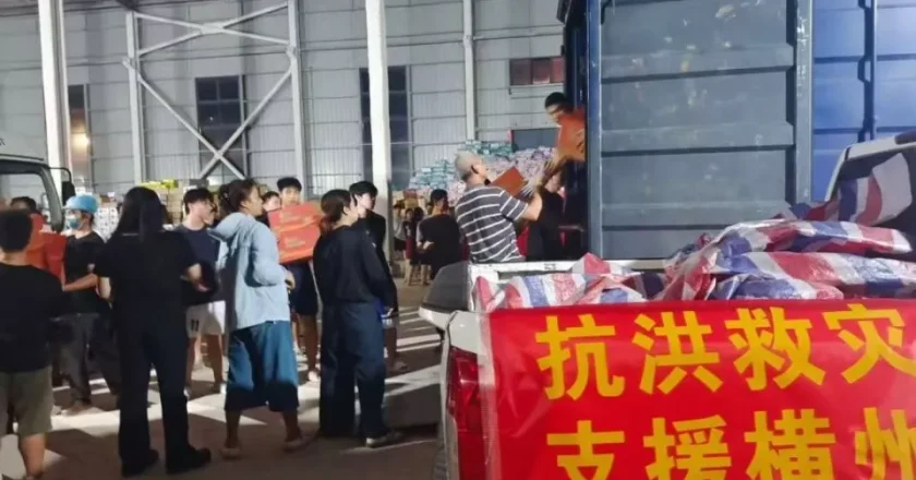 18岁的“千里奔赴”是怎样的？对话两名少年