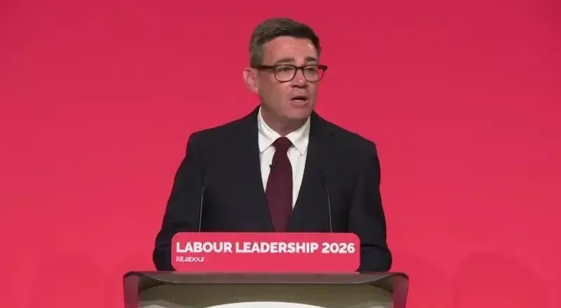 英国新首相出炉,这件事比中国更让他头疼