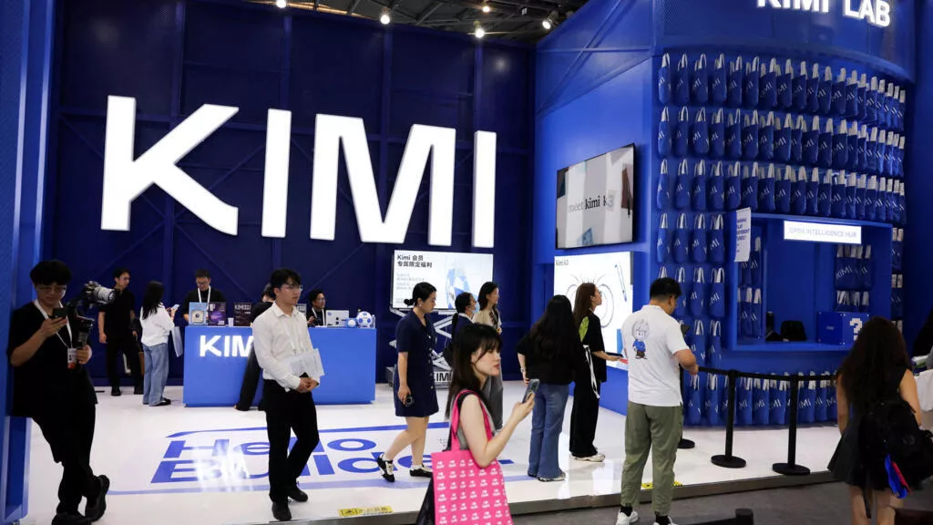美控月之暗面窃取AI技术 Kimi模型引发美中新争端